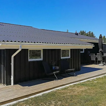 9 Person In Lokken-by Traum * Gronhoj (Nordjylland)