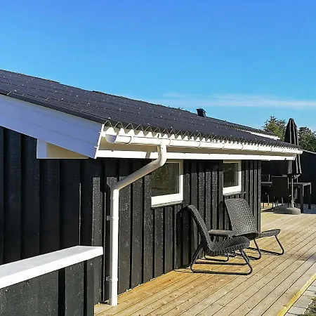 9 Person In Lokken-by Traum * Gronhoj (Nordjylland)