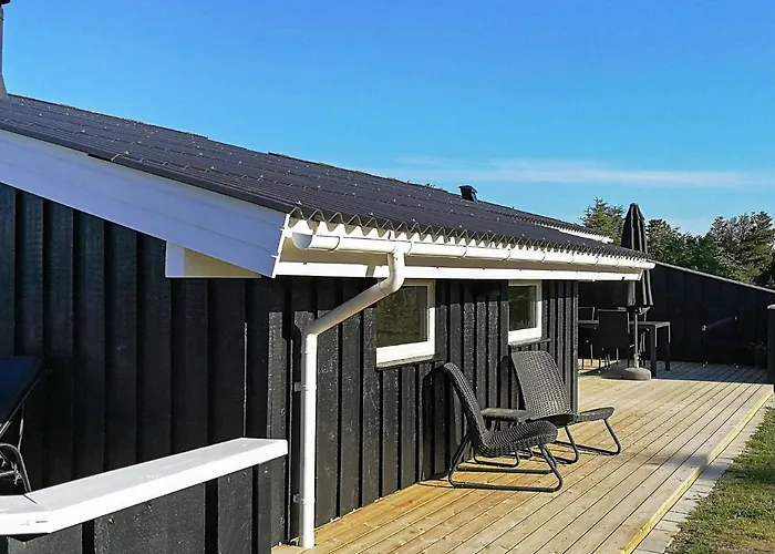 9 Person In Lokken-by Traum * Gronhoj (Nordjylland)